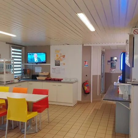 Premiere Classe Est - Chauray ניורט