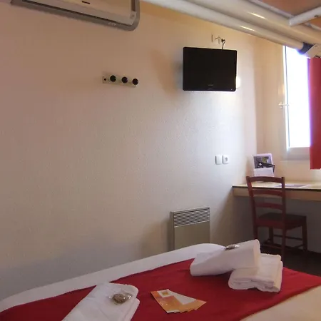 Premiere Classe Est - Chauray מלון ניורט