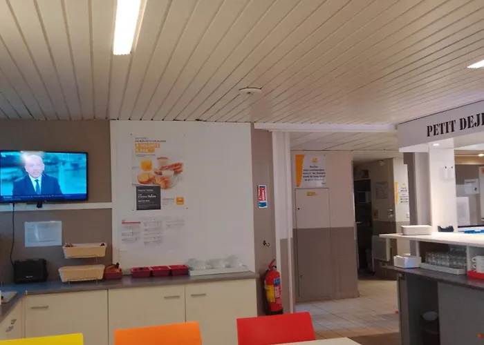 Premiere Classe Est - Chauray * Niort