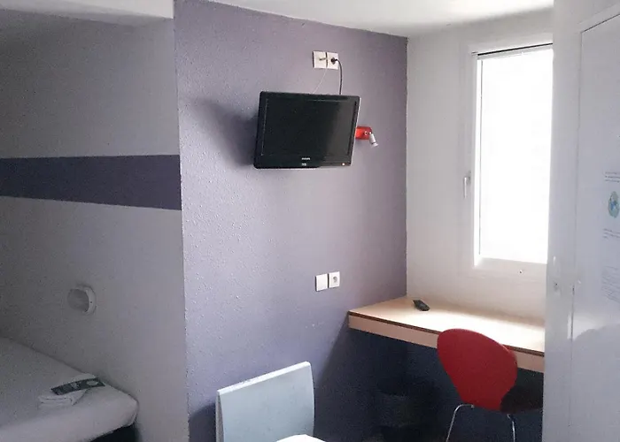 Premiere Classe Est - Chauray