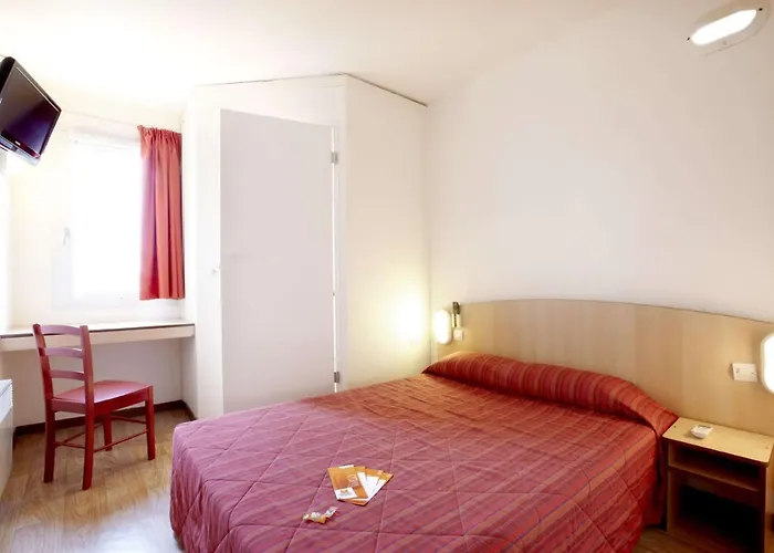 Premiere Classe Est - Chauray Hotel Niort